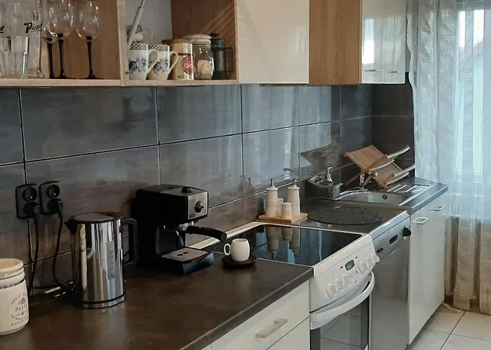 Apartment 27 Z Tarasem *