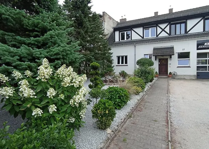 Apartment 27 Z Tarasem